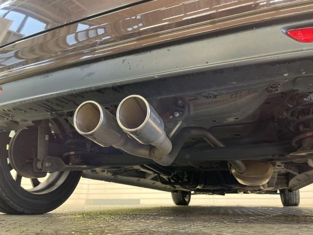 下回りがきれいなうちに、防錆加工の施工がオススメ。降雪地域はもちろん、沿岸部にお住いの方や、趣味でマリン・ウィンタースポーツをされる方にご好評いただいております。