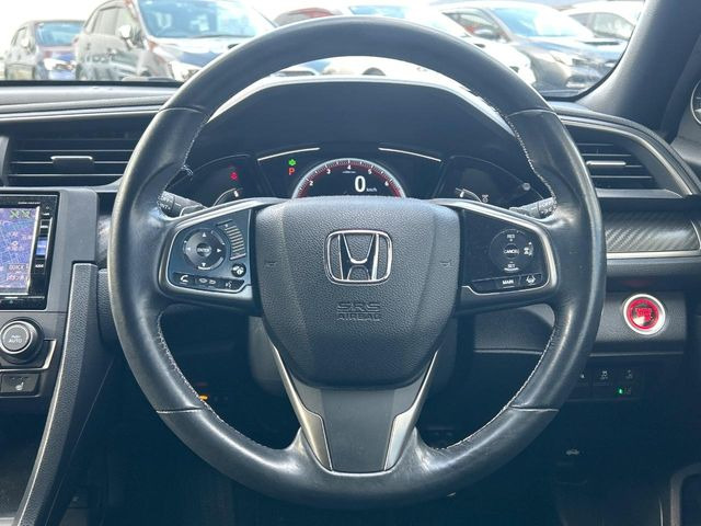 �y�����v�����X�e�A�����O�z�㎿�Ȋv���g�p���邱�ƂŁA��ɂ����������݂ƂĂ��^�]���₷���n���h���ł���