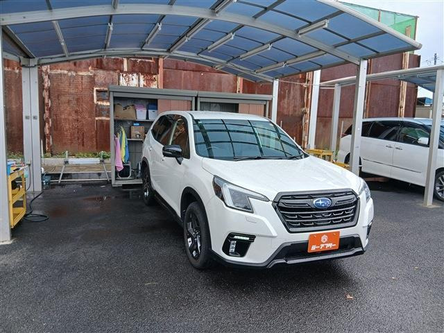 フォレスター（スバル）1.8 STI スポーツ 4WD　後期型 禁煙車 純正8インチナビ 中古車画像