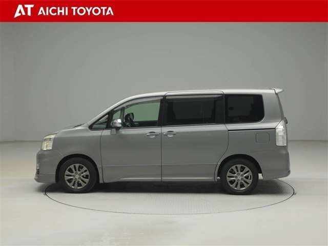 ヴォクシー2.0 ZS 煌Z