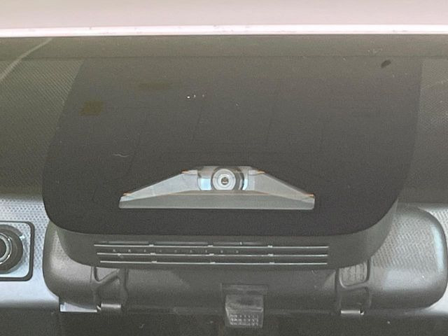 �y�g���^�Z�[�t�e�B�Z���X�z���s���ɑO���̎ԗ�����F�����A�Փ˂������Ȏ��͌x��ƃu���[�L�ŏՓˉ���Ɣ�Q�y�����A�V�X�g�B�����S�Ƀh���C�u�����y���݂��������܂��B