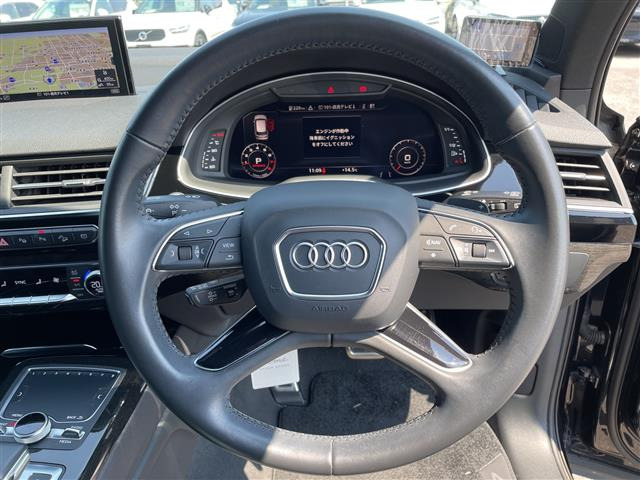 Q7ブラック スタイリング 4WD