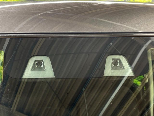 �y�X�Y�L �Z�[�t�e�B�T�|�[�g�z���s���ɑO���̎ԗ�����F�����A�Փ˂������Ȏ��͌x��ƃu���[�L�ŏՓˉ���Ɣ�Q�y�����A�V�X�g�B�����S�Ƀh���C�u�����y���݂��������܂��B