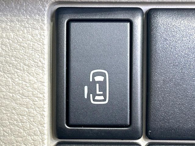 �y�p���[�X���C�h�h�A�z�X�}�[�g�L�[��^�]�Ȃ̃X�C�b�`�ŃX���C�h�h�A�̊J���\���d��������͂����ăh�A���J����K�v�������A���������q�l�ł��A�d���ו��������Ă��鎞�����N�ɊJ���߂ł��܂���