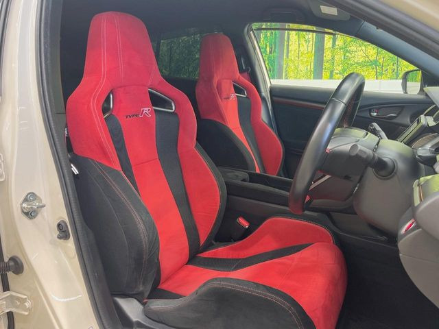 �y��p�X�|�[�c�V�[�g�z�z�[���h���ɗD��A�J�[�u���̑̂������}�����Ă���܂��B�܂��A�̂Ƀt�B�b�g���邩�獘��w�������ɂ����A�����O�h���C�u�⍂�����s�ł����K�ɂ��߂������������܂���