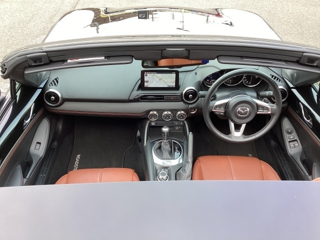 ロードスターRF2.0 VS