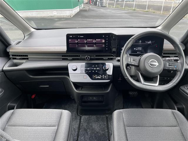 セレナ2.0 ハイウェイスターV