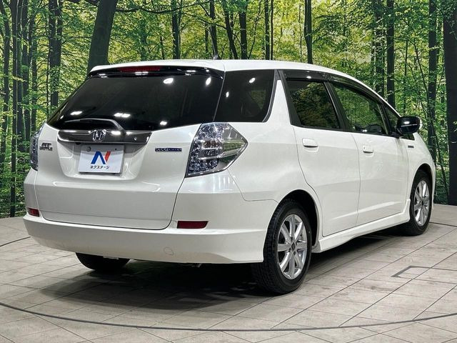 ☆全国のネクステージからお取り寄せが可能※!遠方の店舗に展示してあるクルマが気になる場合も、最寄りの店舗でご覧いただくことが可能です!是非私たちに要望をお聞かせください!※別途費用