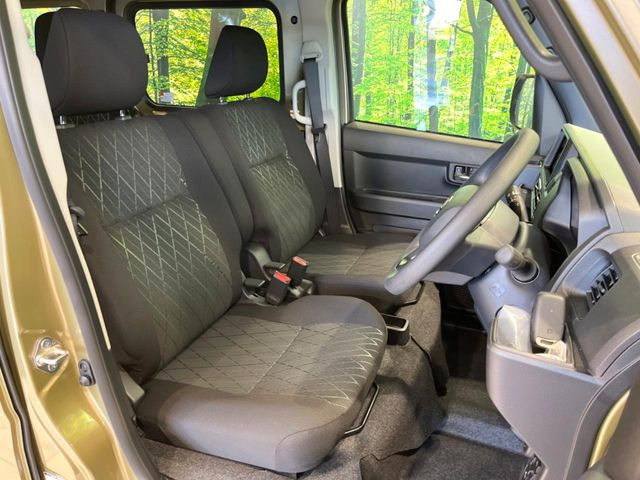 もちろん車内はキレイです♪よりクリーンな状態をキープしたいお客様には『ナノゾーンコート』がおすすめ!新型コロナウイルス対策や、除菌・消臭に効果を発揮し多くの方にご好評いただいております。