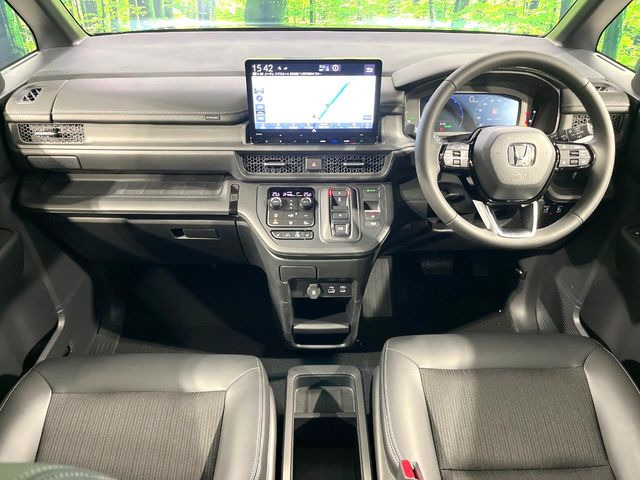 ステップワゴン2.0 e:HEV スパーダ