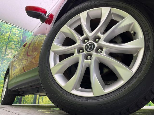 �y����19�C���`�A���~�z�C�[���z�O�ςɃ}�b�`���������A���~�z�C�[���𑕒����Ă���܂��B�e��ЊO�A���~�z�C�[����A�X�^�b�h���X�^�C�����戵�����Ă���܂��B���񂲑��k����������