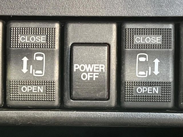 �y�����p���[�X���C�h�h�A�z�X�}�[�g�L�[��^�]�Ȃ̃X�C�b�`�Ō�ȗ����X���C�h�h�A�̊J���\���d��������͂����ăh�A���J����K�v�������A�����Ȃ��q�l�ł��ȒP�ɊJ���߂ł����K�ł���