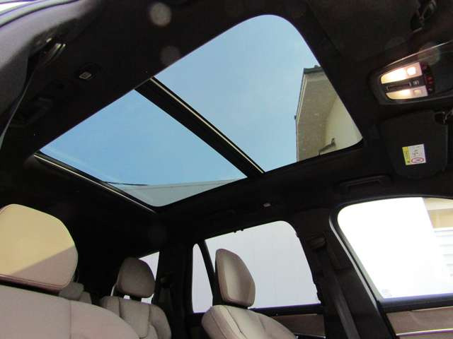 XC90ウルトラ B5 AWD 4WD