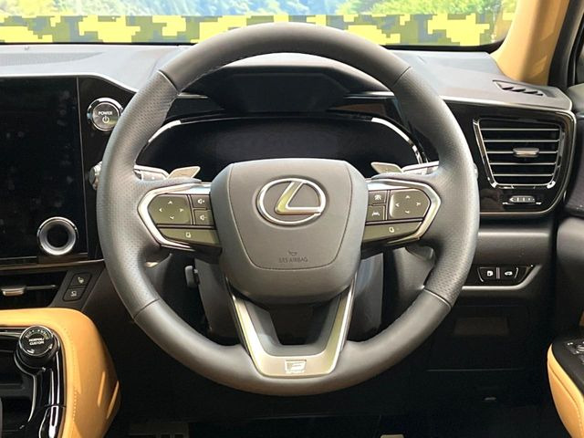 �y�����v�����X�e�A�����O�z�㎿�Ȋv���g�p���邱�ƂŁA��ɂ����������݂ƂĂ��^�]���₷���n���h���ł���