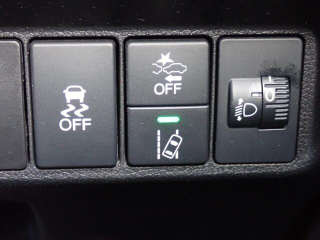 �����h�~�@�\�A�Փˉ���y���u���[�L�t���ŁA�����S�Ƀh���C�u�����y���݂��������܂��B