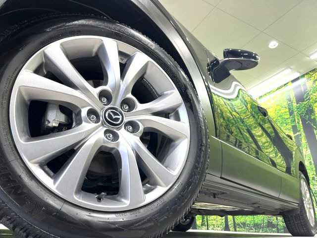 �y����18�C���`�A���~�z�C�[���z�O�ςɃ}�b�`���������A���~�z�C�[���𑕒����Ă���܂��B�e��ЊO�A���~�z�C�[����A�X�^�b�h���X�^�C�����戵�����Ă���܂��B���񂲑��k����������