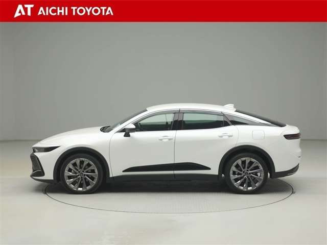 クラウンクロスオーバー2.5 G アドバンスト レザー パッケージ E-Four 4WD