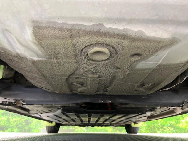 下回りがきれいなうちに、防錆加工の施工がオススメ。降雪地域はもちろん、沿岸部にお住いの方や、趣味でマリン・ウィンタースポーツをされる方にご好評いただいております。