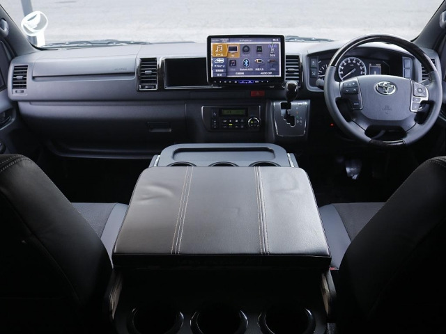 ハイエースバン2.8 スーパーGL ワイド ダークプライムII ロング ミドルルーフ  ディーゼル