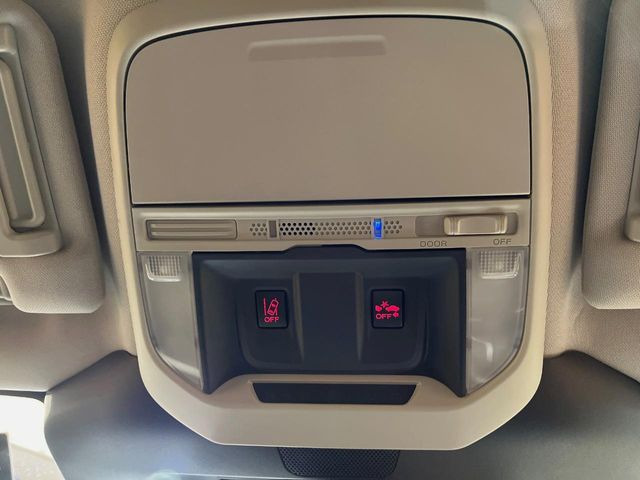 �y�A�C�T�C�g�Z�C�t�e�B�v���X�z�u���A�r�[�N���f�B�e�B�N�V�����v�u�n�C�r�[���A�V�X�g�v�u�t�����g/�T�C�h�r���[���j�^�[�v�ɂ�莀�p�����炵�A�����S�ȃh���C�u���x�����Ă������S��1��ł���