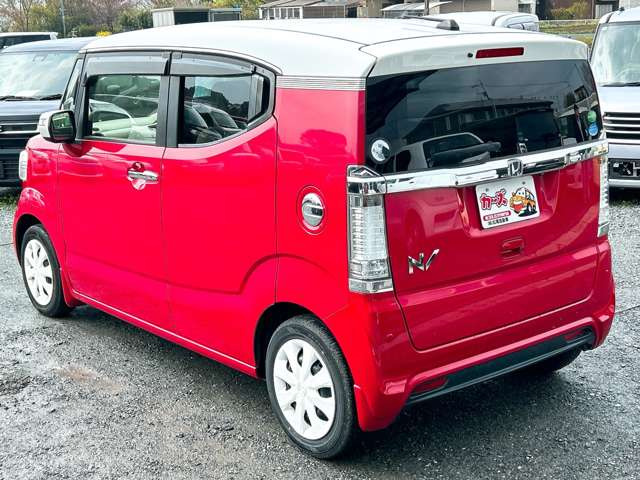 ���X�ł͌y�����Ԃ��畁�ʎԂ܂ŕ��L���I�[�����[�J�[�̎Ԏ�E�F�E�O���[�h��L�x�ɑ����Ă���܂��B