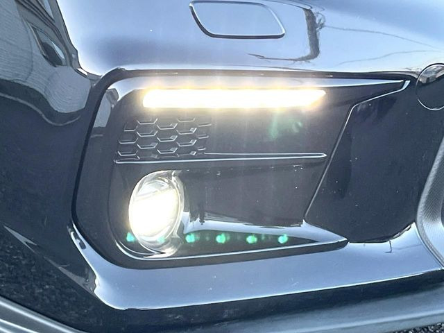 �yLED�A�N�Z�T���[���C�i�[�z