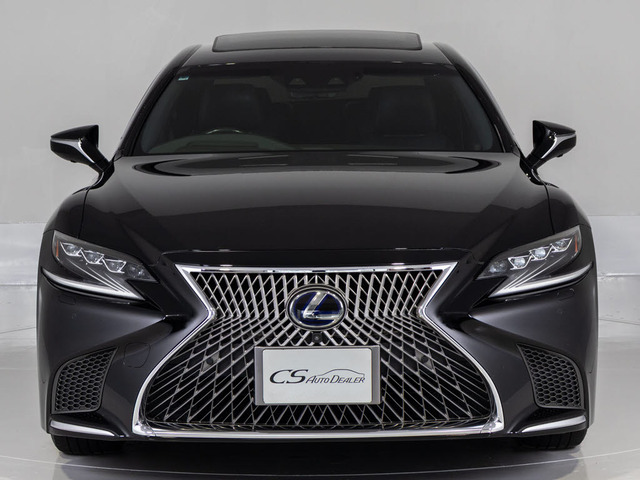 衝突軽減ブレーキシステムやレーントレーシングアシスト等の充実した安全装備レクサスセーフティシステム+A完備!