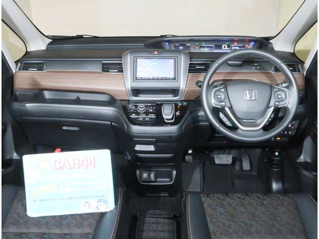 フリード+1.5 ハイブリッド クロスター ホンダセンシング 4WD