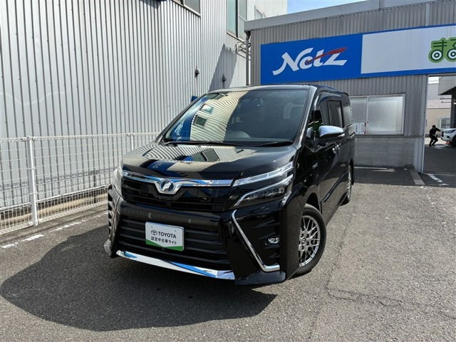 ヴォクシー1.8 ハイブリッド ZS 煌