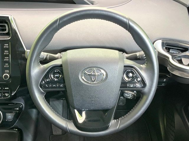 �y�����v�����X�e�A�����O�z�㎿�Ȋv���g�p���邱�ƂŁA��ɂ����������݂ƂĂ��^�]���₷���n���h���ł���