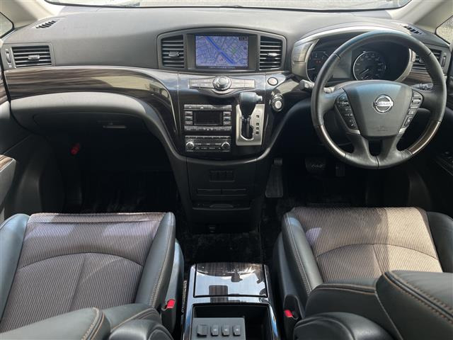 エルグランド2.5 250ハイウェイスターS アーバンクロム 4WD