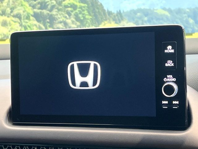 �y9�C���` �z���_�R�l�N�g�f�B�X�v���C�z���F���̍������ʃf�B�X�v���C�Ńi�r�̎g�p��A�������̃X�}�[�g�t�H���ƘA�g����bluetooth�ł̉��y�Đ����\�ł���