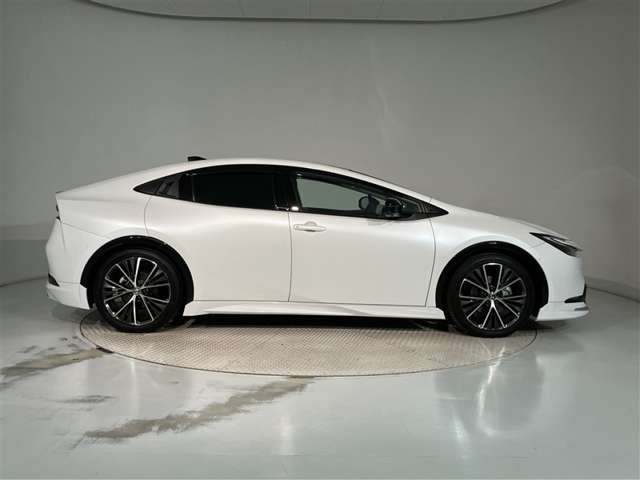 プリウス2.0 Z E-Four 4WD