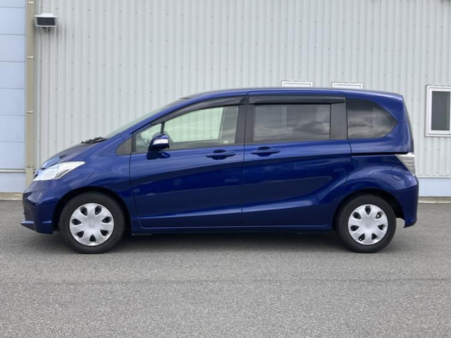 フリード1.5 G ジャストセレクション