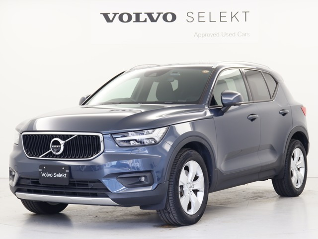 XC40B4 モメンタム