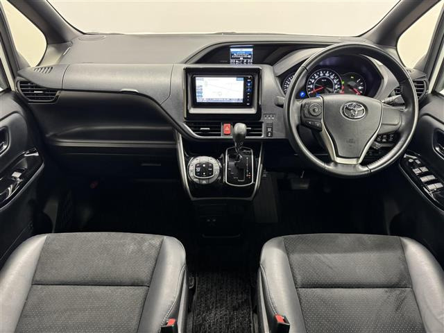 ヴォクシー2.0 ZS 煌III