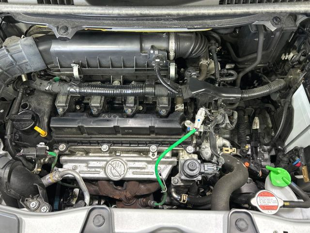 親切・丁寧な専門メカニックスタッフが応対!・車検・点検整備・事故等の修理などアフターサービスも安心。お車のカスタマイズもネクステージのサービススタッフまでご相談ください!