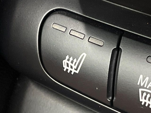 ���t�����g�V�[�g�q�[�e�B���O:�^�]�ȁE����ȋ��ɎO�i�K�Œ��߂��\�ȃV�[�g�q�[�^�[�𑕔����Ă���܂��B�G�߂��킸���K�ɂ��g�p���������܂��B