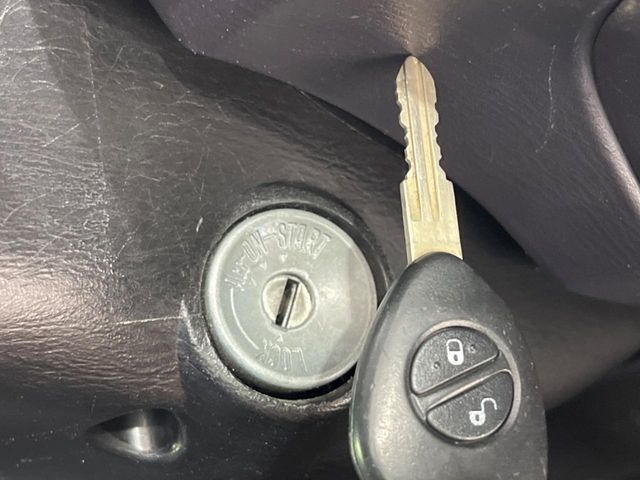 �y�L�[���X�z�������ꂽ�ꏊ����ł��{�^����Ńh�A�̊J���E�{�����ł���̂łƂ��Ă��֗�!�h�A�̌�������ɏ������邱�Ƃ�����܂����