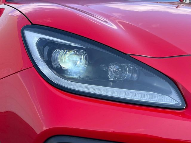 �yLED�w�b�h���C�g�z���V����ԑ��s�����ǍD�Ȏ��E���m�ۂ����S���ĉ^�]�ł��鍂�P�xLED�w�b�h���C�g�𑕔�!�_�����x�������A����d�͂��}�����Ă��܂��B