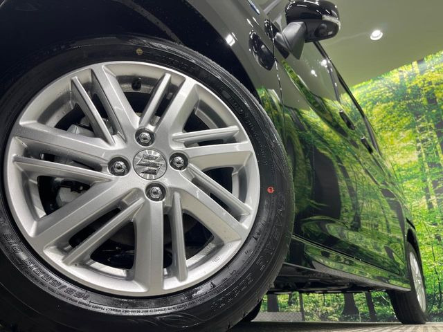 【純正15インチアルミホイール】外観にマッチした純正アルミホイールを装着しております。各種社外アルミホイールや、スタッドレスタイヤも取扱いしております。是非ご相談ください♪