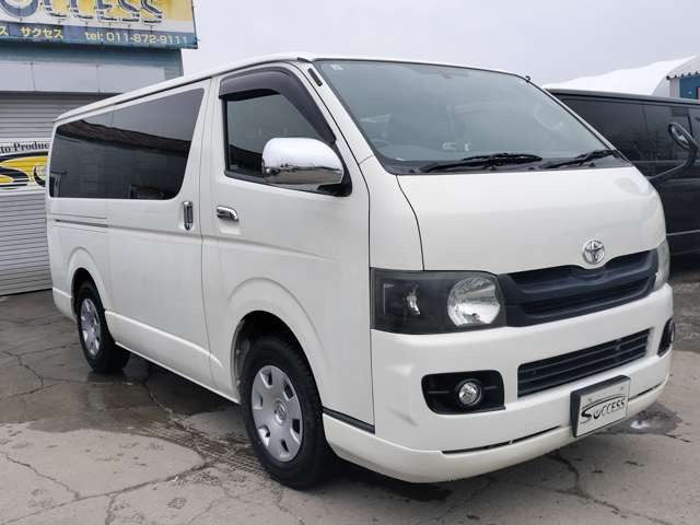 ���㎿�ȎԂ�40�`100���葵���Ă��܂�!