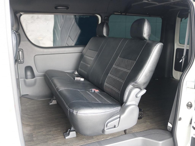 ハイエースバン2.8 スーパーGL ワイド ダークプライムII ロング ミドルルーフ  ディーゼル