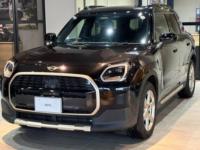 ミニカントリーマンD DCT ディーゼル