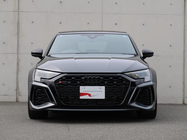 RS3スポーツバック2.5 4WD