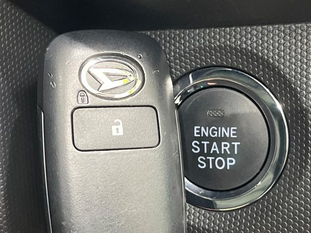 �y�L�[�t���[�V�X�e���z�J�o����|�P�b�g�ɓ��ꂽ�܂܂ł��h�A�̎{���E�������\�ȃX�}�[�g�L�[�𑕔��B�G���W���̃I���E�I�t�����J�M�����o���K�v����������Ƃ��Ă��֗��ł���