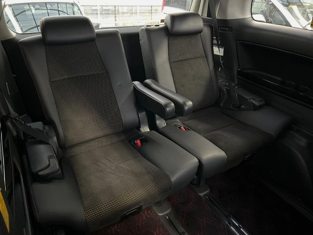 3��ڃV�[�g�͂�������ԗǍD����l�ł��������ƍ����Ē����܂��̂ŁA��l���ł̂��o���������N���N�ł��􂲉Ƒ��ŁA�C�̒m�ꂽ���ԂŁA�h���C�u�ɍs���̂��y���݂ł��ˁ�