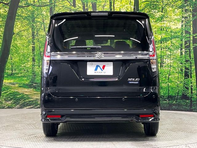 安心の最長10年・走行無制限保証(有償)をご用意。保証内容も充実はもちろん、無料点検&オイル交換や、年中無休の全国・24時間ロードサービスも付帯されておりますのでご安心下さい。