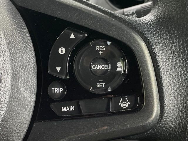 �y�A�_�v�e�B�u�N���[�Y�R���g���[���z�������H�ł̒��������s���y��!!�����ő��x��ۂN���[�Y�R���g���[�����A�Փˌy���V�X�e���ƘA�g���A�O���̎ԗ������m���ĎԊԂ�ۂ悤�ɑ��x���߂��Ă���܂�!!