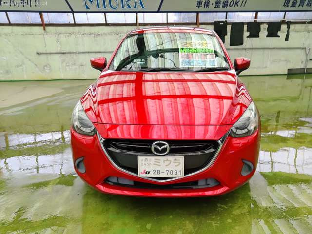 デミオ1.3 13S ツーリング Lパッケージ 4WD